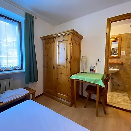 Col Serena 3* إتروبليس